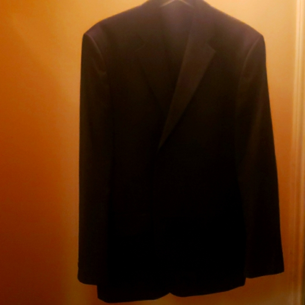 Banana Republic suit